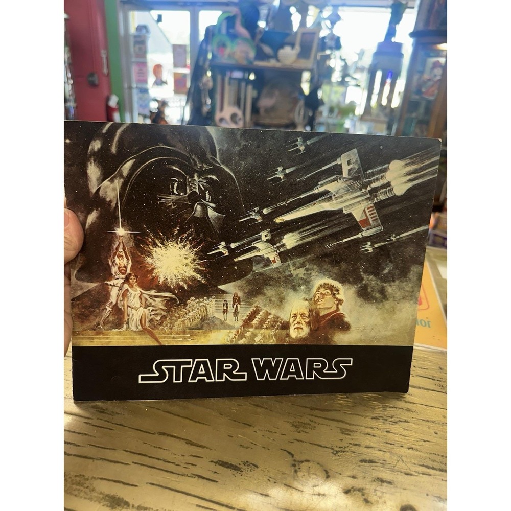 Star Wars 1977 Original Movie Premier Theater Souvenir Program Magazine 11.25x9